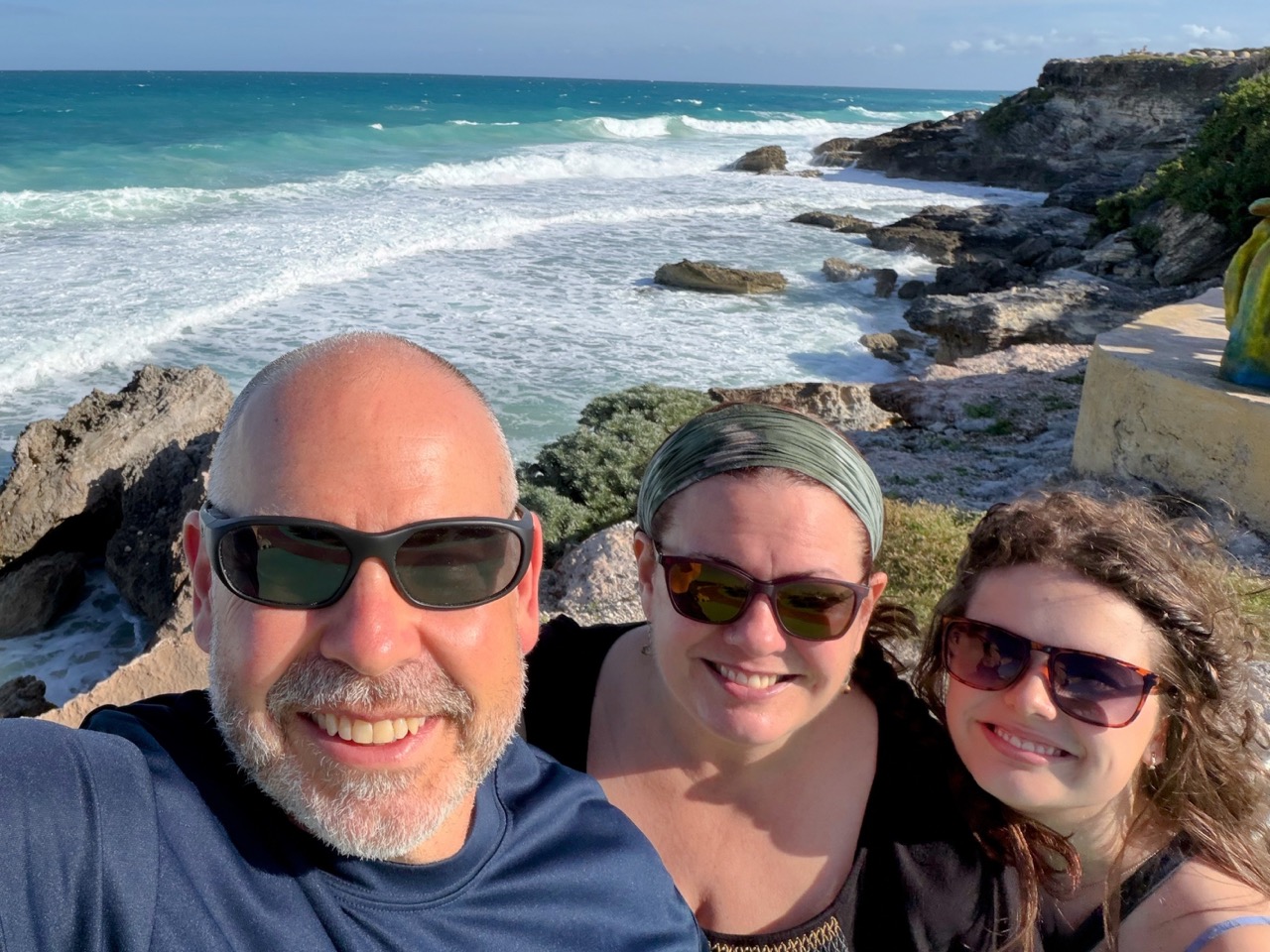 Seaside Cliffs and Carts that Go on Isla Mujeres